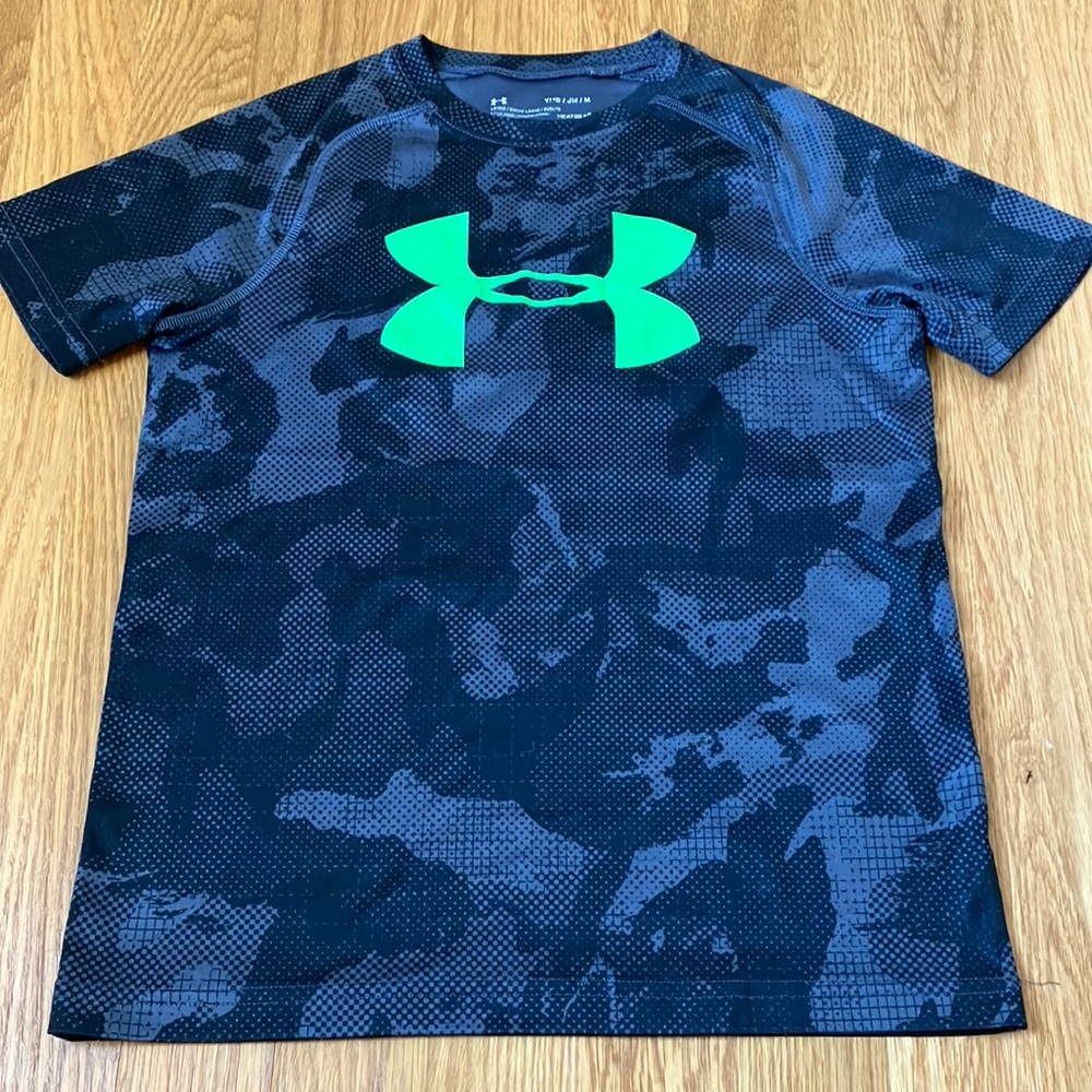 Bundle of 2 Under Armour Boys Shirts